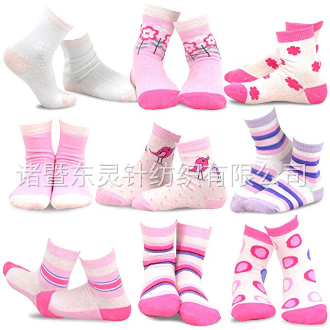 東(dōng)靈 女(nǚ)童時(shí)尚多(duō)色棉質圓領 9 件(jiàn)裝禮盒