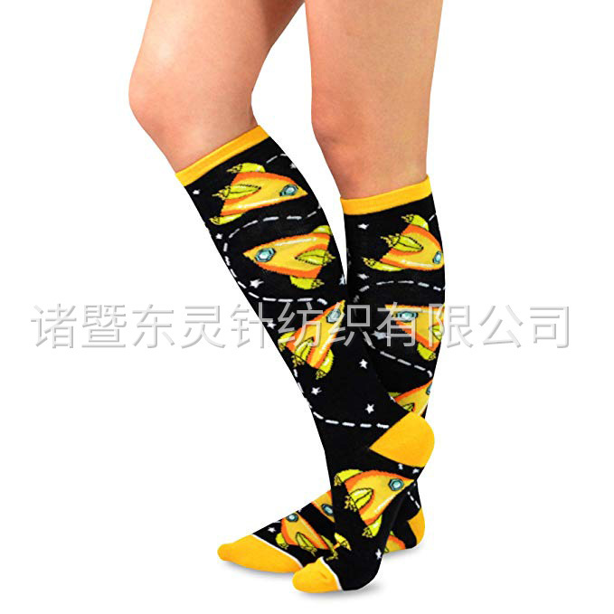 東(dōng)靈 新穎棉質及膝趣味襪子(zǐ) 5 雙裝 女(nǚ)式